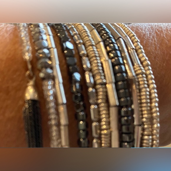 Vintage Stella & Dot Silver Tone Celine Wrap Bracelet w/ Hematite - Picture 6 of 6